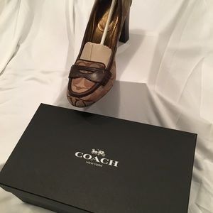 Coach Size 9 New Pumps